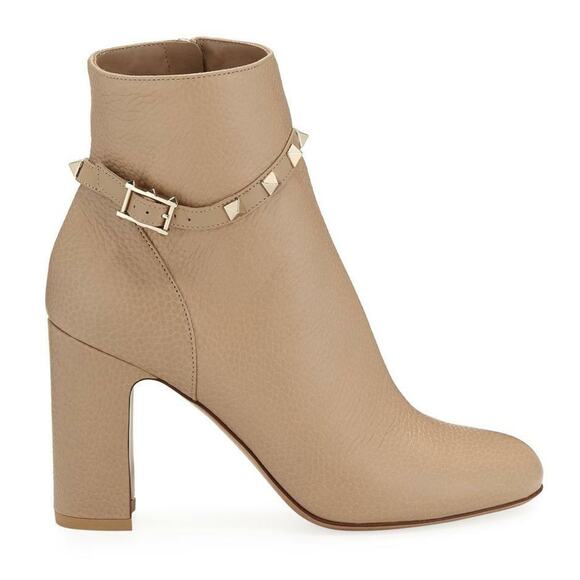 Valentino Rockstud 90 Beige Nude Leather Short Ankle Block Heel Boot Bootie 39.5 - Picture 1 of 11